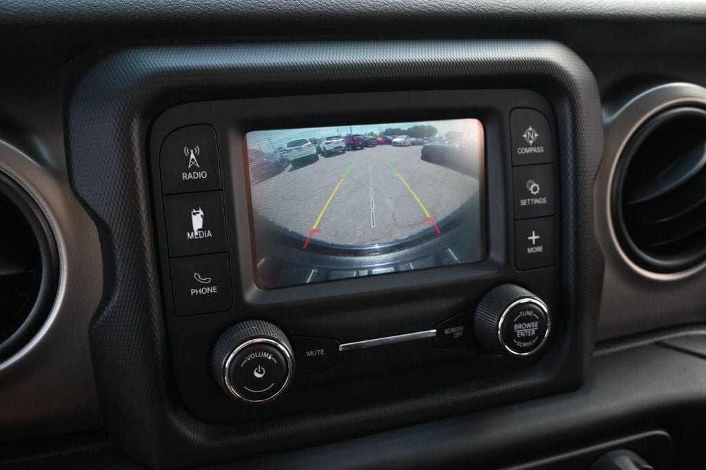 Used 2019 Jeep Wrangler Unlimited Sport S AWD/4WD image 14