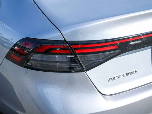 Used 2025 Honda Accord LX image 8