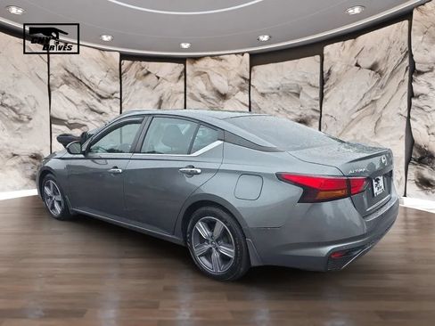 Used 2020 Nissan Altima 2.5 S w/ Driver Assist Package FWD image 7