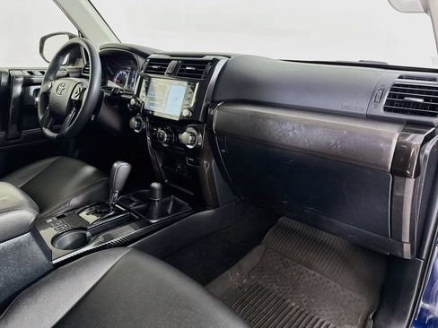 Certified 2021 Toyota 4Runner Venture AWD/4WD image 30