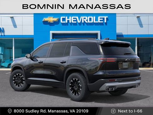 New 2026 Chevrolet Traverse Z71 w/ Enhanced Driving Package image 3