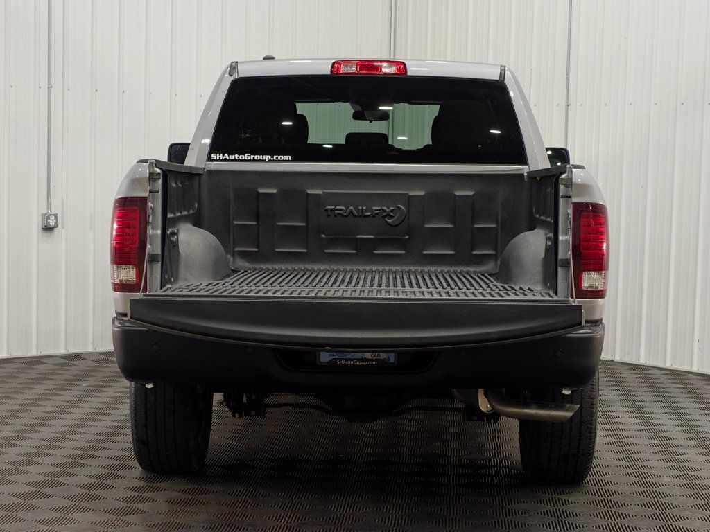 Used 2024 RAM 1500 Warlock AWD/4WD image 18