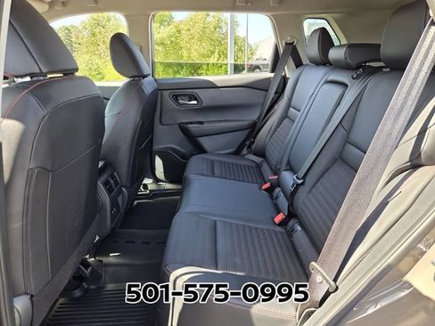Used 2026 Nissan Rogue SV AWD/4WD image 12