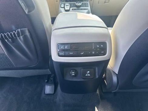 Certified 2025 Hyundai Palisade Calligraphy AWD/4WD image 27
