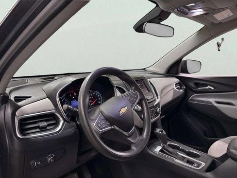 Used 2020 Chevrolet Equinox LT image 12