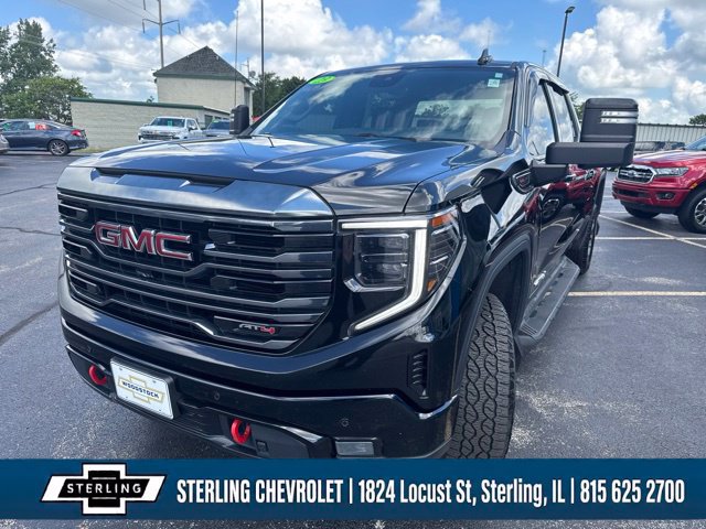 Used 2023 GMC Sierra 1500 AT4 w/ Technology Package AWD/4WD image 7