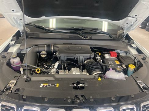 New 2025 Jeep Compass Limited image 22