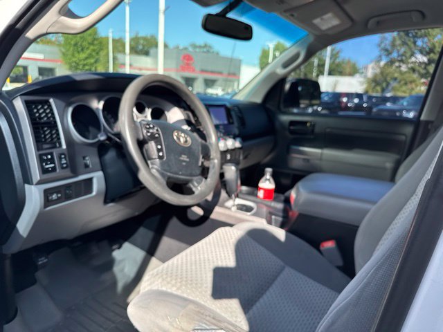 Used 2012 Toyota Tundra 2WD CrewMax w/ Tow Pkg image 28