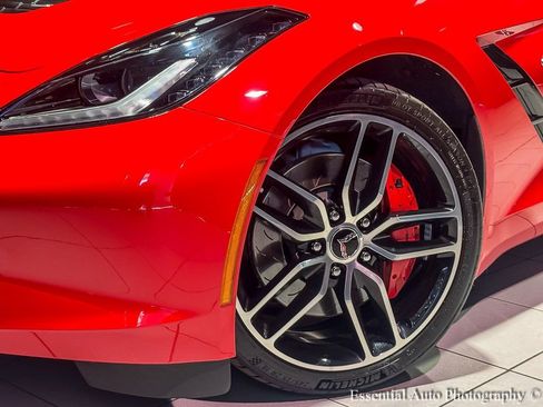 Used 2015 Chevrolet Corvette Stingray Z51 w/ 2LT Preferred Equipment Group image 4