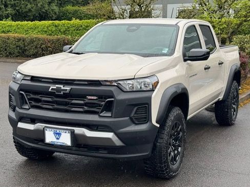 New 2026 Chevrolet Colorado Trail Boss AWD/4WD image 3