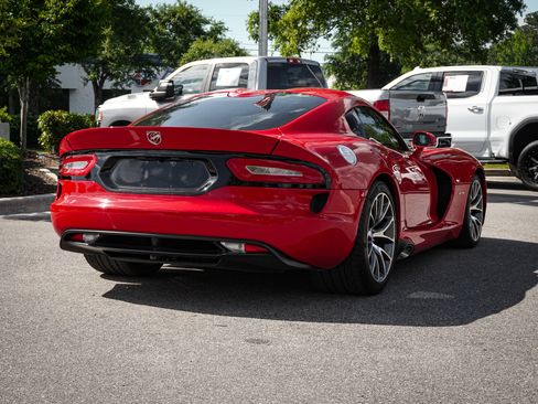 Used 2013 SRT Viper GTS w/ GTS Laguna Interior Pkg RWD image 10