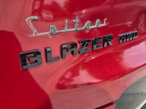 Used 2023 Chevrolet Blazer RS w/ Enhanced Convenience Package AWD/4WD image 16