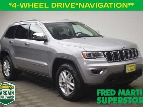 Used 2018 Jeep Grand Cherokee Laredo AWD/4WD image 1
