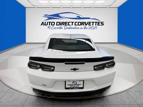 Used 2019 Chevrolet Camaro SS RWD image 8