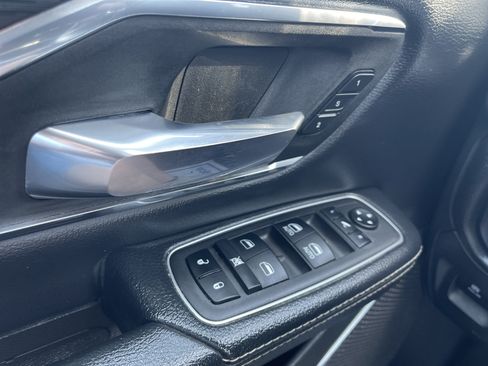 Used 2024 RAM 1500 Laramie RWD image 22