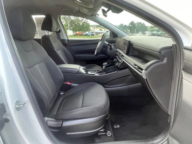 Used 2025 Hyundai Tucson SEL AWD/4WD image 32