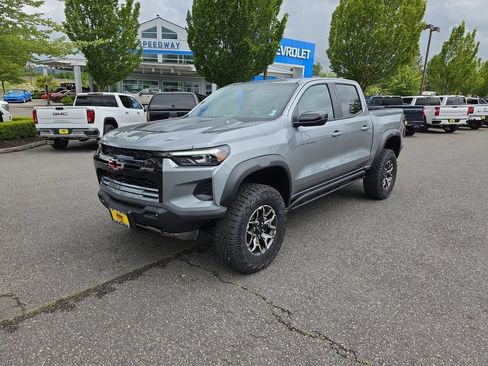 New 2026 Chevrolet Colorado ZR2 w/ Technology Package AWD/4WD image 2