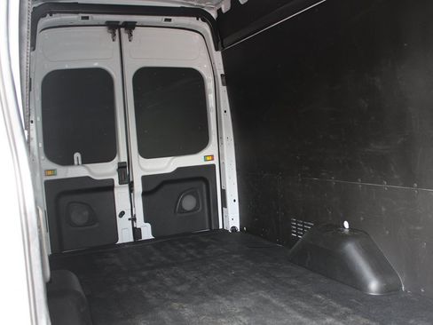 Used 2024 Ford Transit 250 148 High Roof Extended w/ Load Area Protection Package RWD image 12