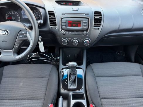 Used 2018 Kia Forte LX FWD image 24