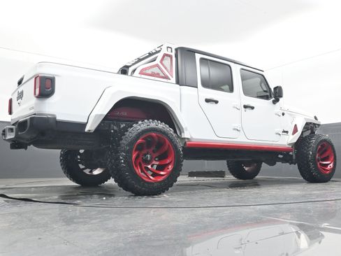 Used 2020 Jeep Gladiator Sport w/ Quick Order Package 24S AWD/4WD image 25