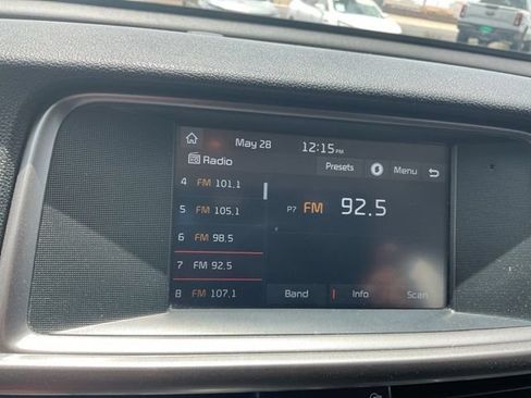 Used 2018 Kia Optima LX w/ 17" Alloy Wheels Package FWD image 17
