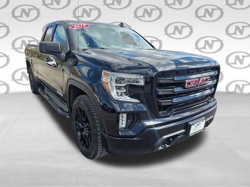 Used 2019 GMC Sierra 1500 Elevation w/ Elevation Value Package AWD/4WD image 14