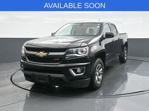 Used 2015 Chevrolet Colorado Z71 AWD/4WD image 3
