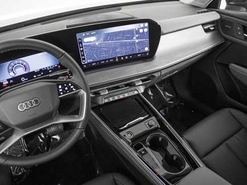 New 2026 Audi Q3 quattro 2.0T AWD/4WD image 13