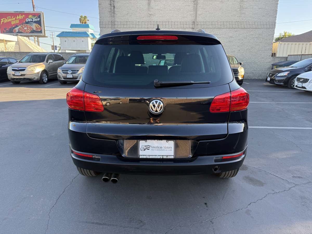 Used 2016 Volkswagen Tiguan S FWD image 2