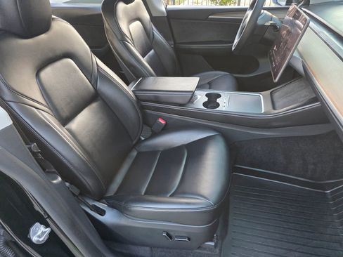 Used 2023 Tesla Model Y Long Range image 29