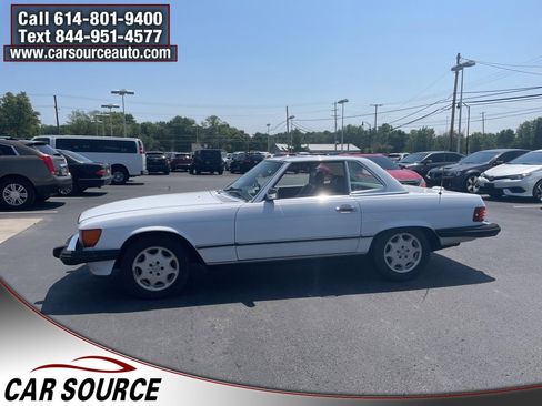 Used 1989 Mercedes-Benz 560 SL image 4