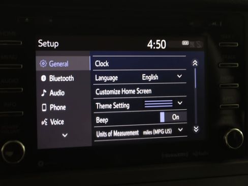 Used 2018 Toyota Sienna SE FWD image 31