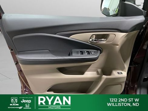 Used 2016 Honda Pilot EX image 39