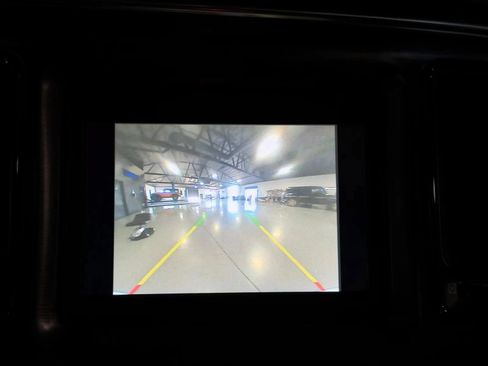 Used 2018 Dodge Challenger SXT RWD image 29