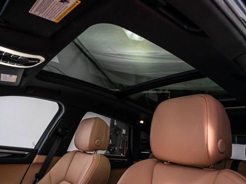 Used 2025 Porsche Macan image 26