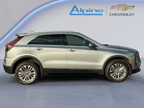 Used 2024 Cadillac XT4 Premium Luxury AWD/4WD image 6