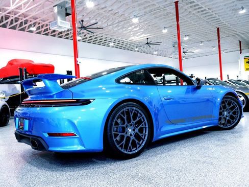 Used 2026 Porsche 911 Carrera T RWD image 14