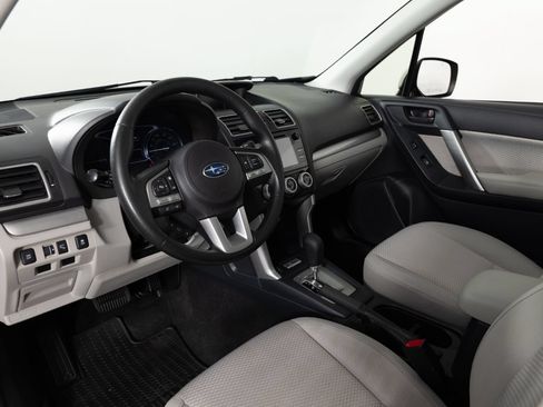 Used 2017 Subaru Forester 2.5i Premium AWD/4WD image 13