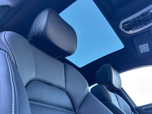 New 2026 Porsche Macan Turbo AWD/4WD image 19