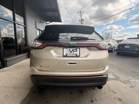 Used 2017 Ford Edge SE image 6