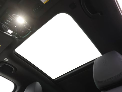 New 2024 Maserati Grecale GT image 15