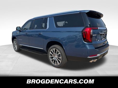 New 2026 GMC Yukon XL Denali w/ LPO, Floor Liner Package AWD/4WD image 9