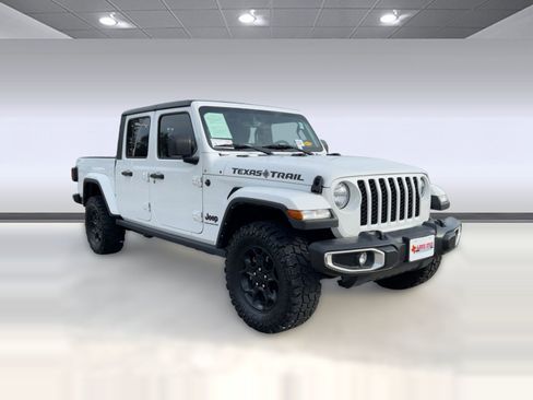 Used 2023 Jeep Gladiator Sport image 6