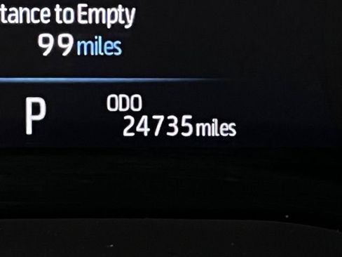Used 2025 Toyota Sienna XLE w/ XLE Plus Package AWD/4WD image 20