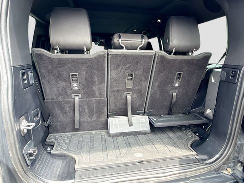 Used 2023 Land Rover Defender 130 X AWD/4WD image 28