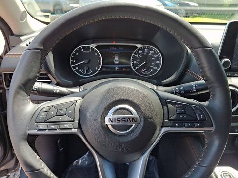 Certified 2020 Nissan Sentra SR FWD image 20