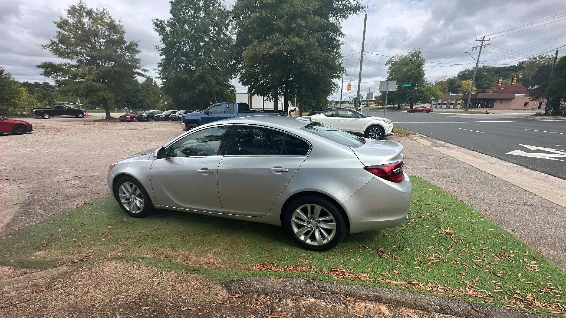 Used 2015 Buick Regal Premium FWD image 8