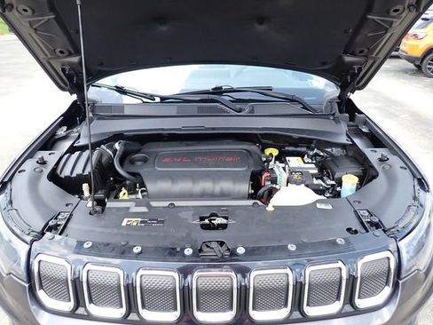 Used 2022 Jeep Compass Limited AWD/4WD image 12