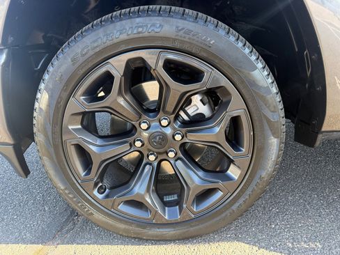 Used 2024 RAM 1500 Limited w/ Night Edition image 9