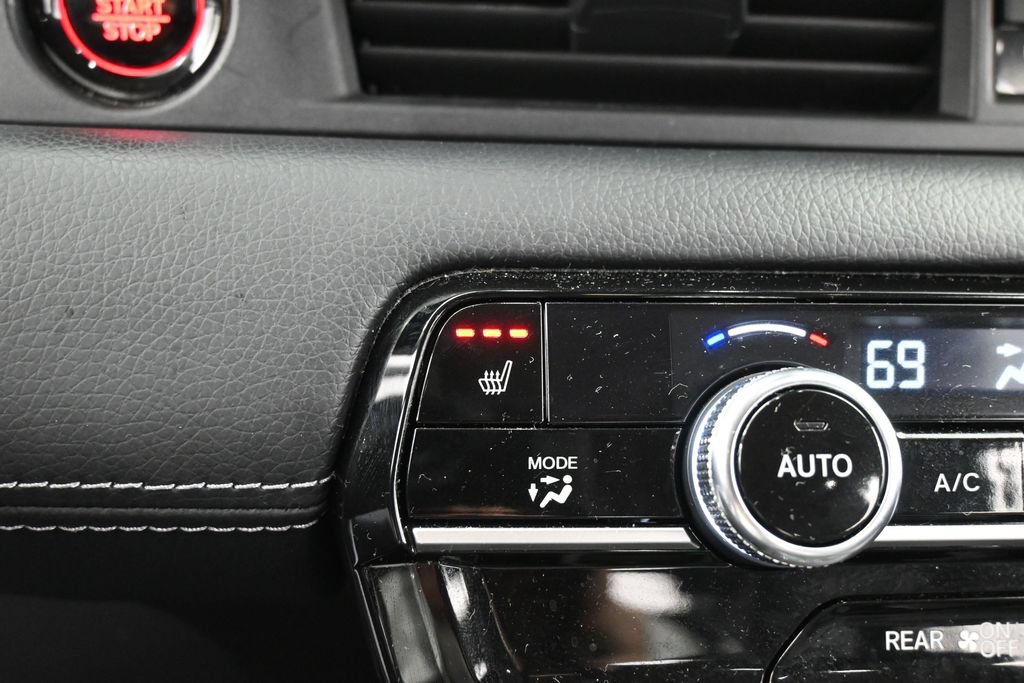 Used 2025 Honda Pilot EX-L image 25